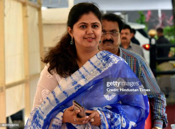 Pankaja Munde arrives at Vidhan Bhavan for Monsoon Assembly Session on July 31, 2017 in Mumbai, India.