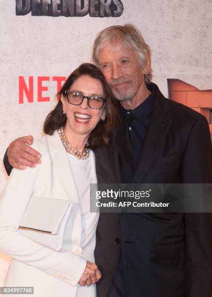 Carol Schwartz and Scott Glenn arrive for the Netflix premiere of Marvel's "The Defenders" on July 31, 2017 in New York. / AFP PHOTO / Bryan R. Smith