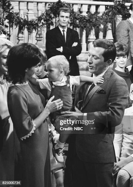 Episode 15 -- Pictured: Claudine Longet (wife, Andy Williams and the Williams family --