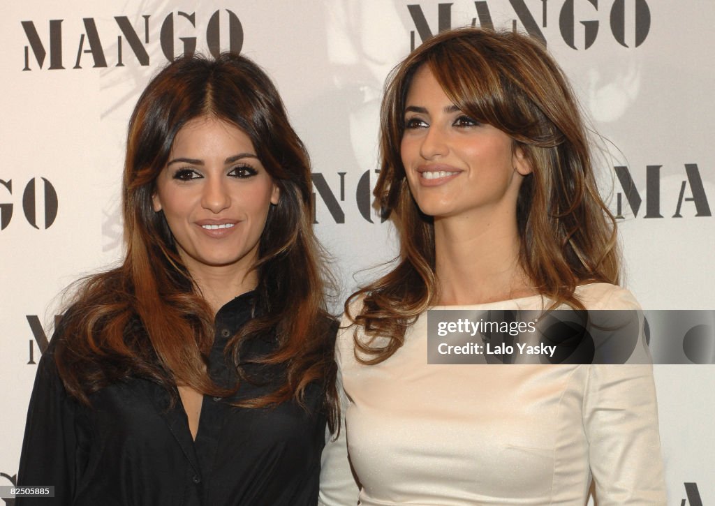 "Penelope & Monica Cruz for MNG" Summer 2008 Collection-Photocall