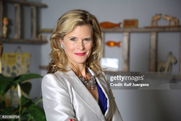 Leslie Malton poses during the set visit of the new RTL tv sitcom 'Beste Schwestern' on August 1, 2017 in Cologne, Germany.