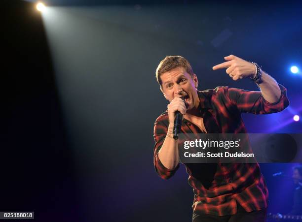 Singer Rob Thomas of Matchbox Twenty performs onstage at The Forum on July 31, 2017 in Inglewood, California.