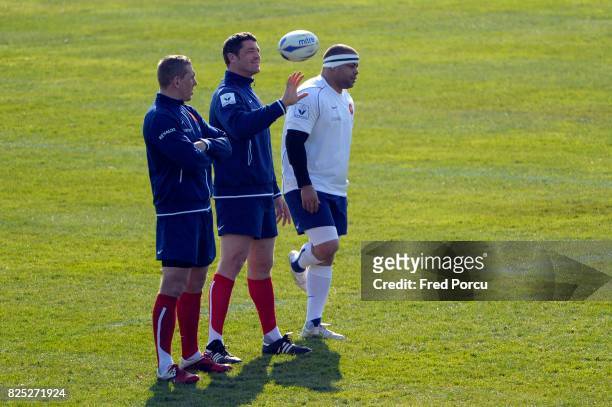 Imanol HARINORDOQUY / Jerome THION / Luc DUCALCON - - Rugby - Entrainement France -Marcoussis,