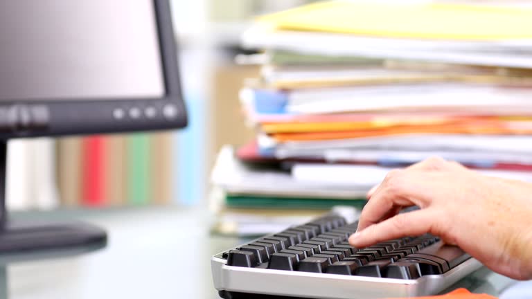 Computre Keyboad Stack Business People Computer File Stack Videos and HD Footage - Getty Images