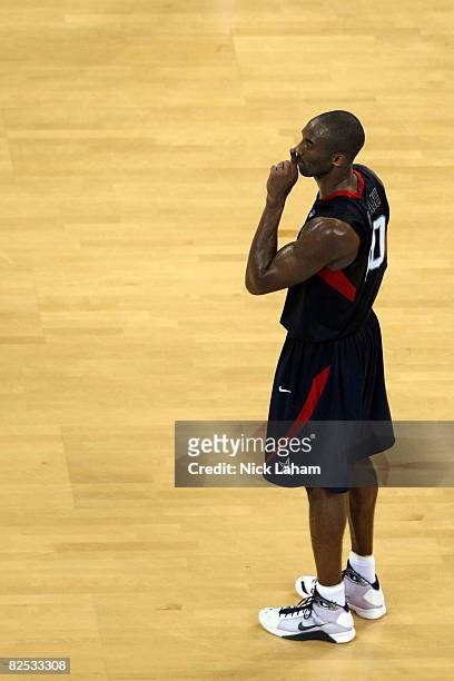Photo of Kobe Bryant with his new team outfit during San Antonio  Fotografía de noticias - Getty Images