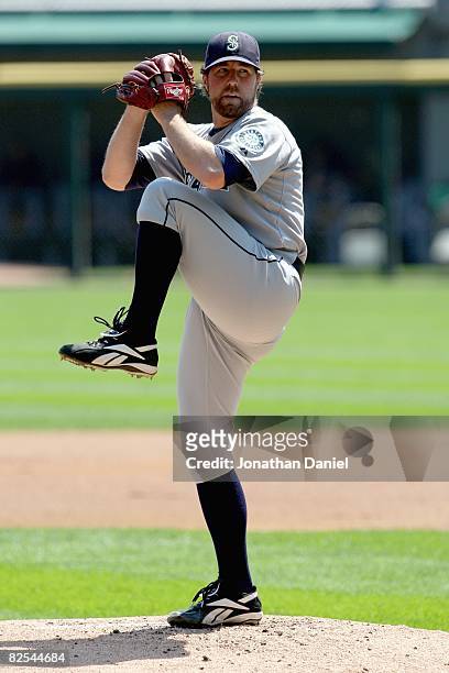 Dickey of the Seattle Mariners pitches during the game against the Chicago White Sox on August 20, 2008 at U.S. Cellular Field in Chicago, Illinois.