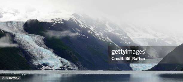 cascade and coxe glacier - coastal deprivation stock pictures, royalty-free photos & images