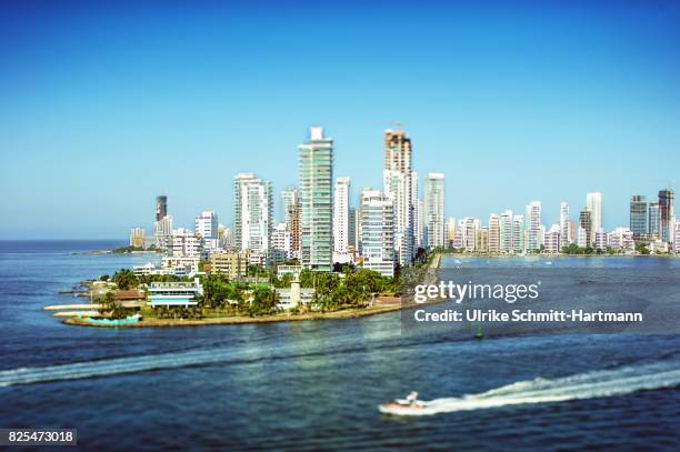 skyline of cartagena - bolivar foto e immagini stock