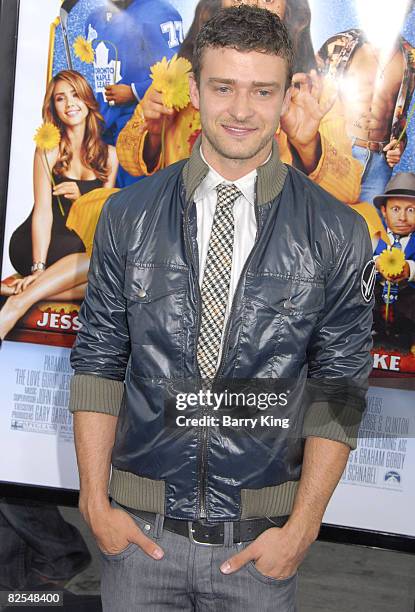 Singer Justin Timberlake arrives at the Los Angeles Premiere of "The Love Guru" held at Grauman's Chinese Theatre in June 11, 2008 in Hollywood,...