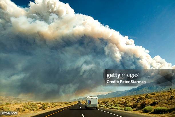 forest fire in the sierra mtns., topaz lake, ca.  - california wildfire stock pictures, royalty-free photos & images