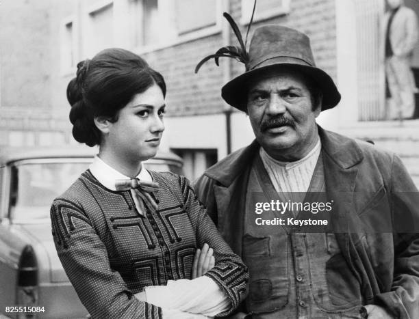 Italian singer and actress Gigliola Cinquetti and actor Folco Lulli , on the set of the film 'Testa Di Rapa' in Rome, Italy, June 1966. The film is...