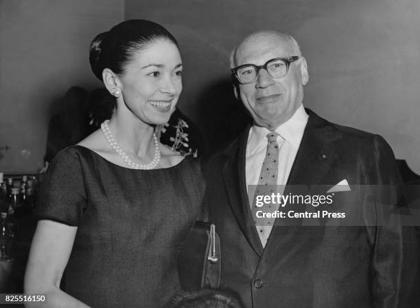 Ballet dancer Margot Fonteyn attends a party hosted by American impresario Sol Hurok at the Savoy Hotel in London, 18th August 1960. Members of the...