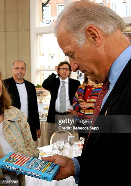 Senator Joe Biden with granddaughters