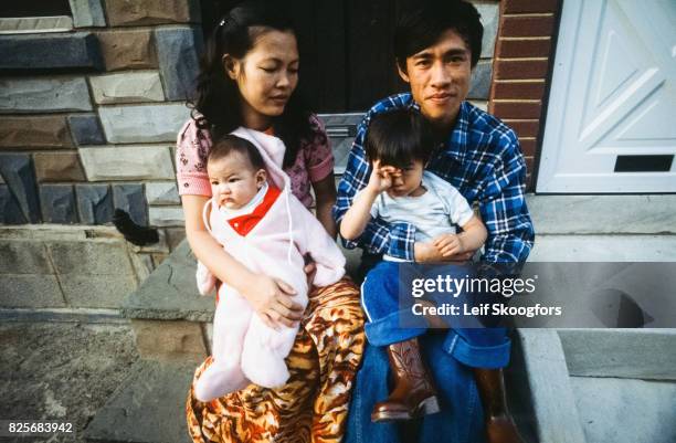 Dat Nguyen Family Us Vietnam Refugees Family Photos and Premium High Res Pictures - Getty ...