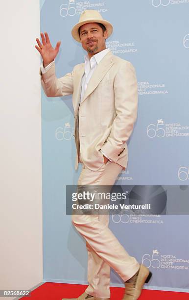 Actor Brad Pitt attends the Burn After Reading photocall during the 65th Venice Film Festival held at the Piazzale del Casino on August 27, 2008 in...