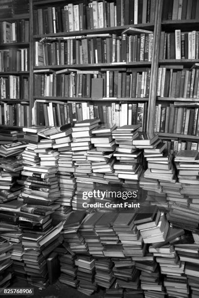 pile of used books. - black and white bookcase stock pictures, royalty-free photos & images