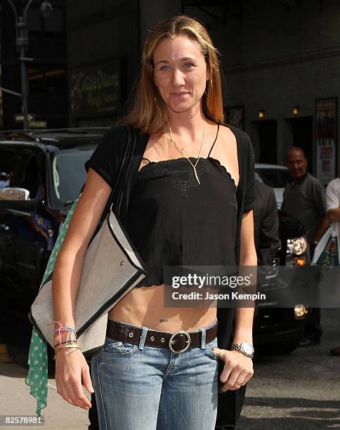 Olympic beach volleyball gold medalist Kerri Walsh visits the "Late Show with David Letterman" at the Ed Sullivan Theater August 27, 2008 in New York...