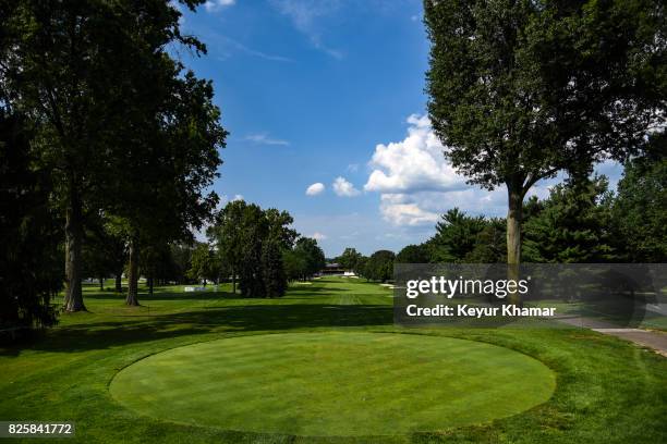 Golf Course Tee Box Photos and Premium High Res Pictures - Getty Images