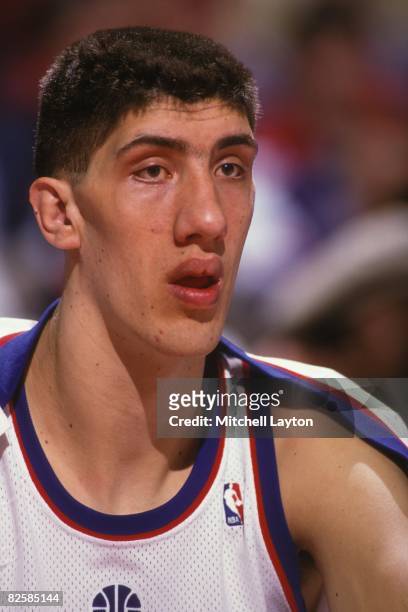 Gheorghe Muresan of the Washington Bullets during a NBA basketball game against the San Antonio Spurs at USAir Arena on January 17, 1994 in Landover,...