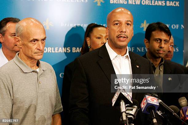 New Orleans mayor Ray Nagin speaks at a press conference with government officials in New Orleans City Hall as US Homeland Security secretary Michael...