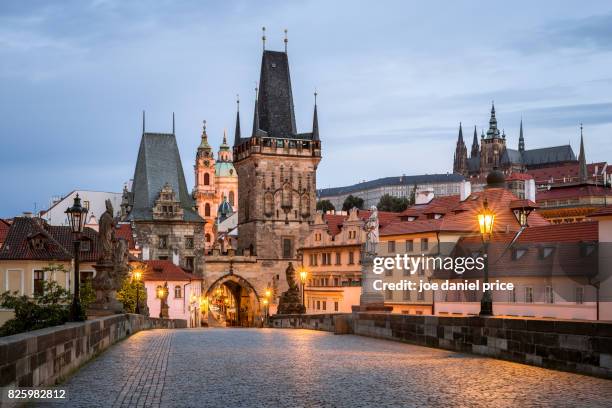 lesser town bridge tower-malostranská mostecká věž, prague, czechia - karlsbrücke stock-fotos und bilder