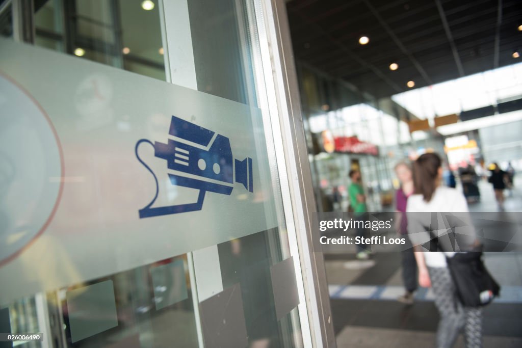 Tests On Facial Recognition Technology Begun At Berlin Suedkreuz