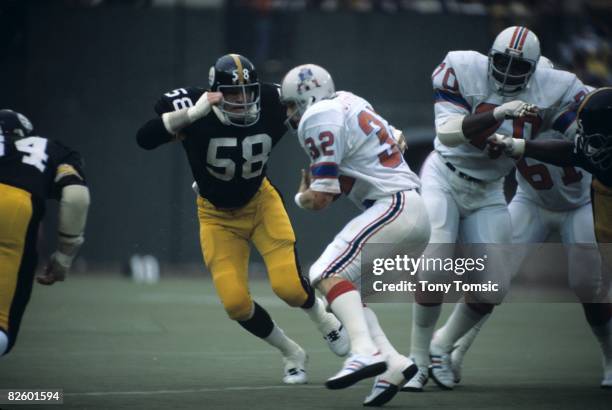 Linebacker Jack Lambert of the Pittsburgh Steelers during a game on September 26, 1976 against the New England Patriots at Three Rivers Stadium in...