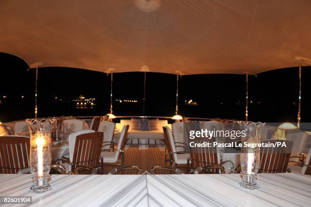 General view of the the yacht M.Y Siran, where the wedding of Singer Paul Anka and Anna Anka is celebrated at Cala di Volpe Bay on July 26, 2008 in...