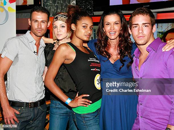 Host Janice Dickinson poses with models JP Calderon, Crystal Truehart, winning model Amber Walker and Nathan Fields during a model walk-off...