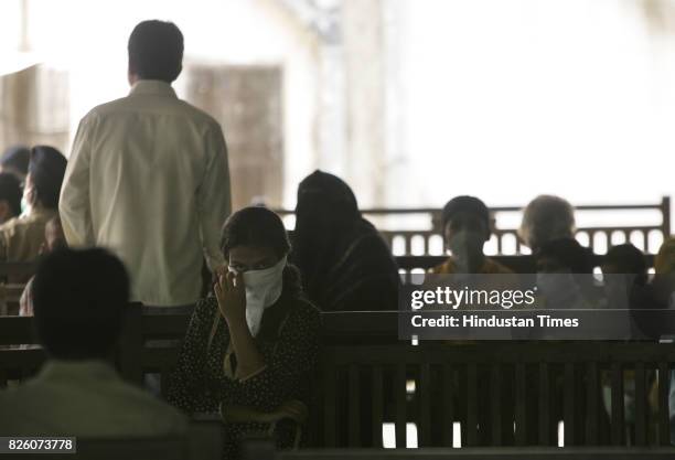 Swine Flu in Mumbai - People gathered in Bhagvati hospital for swine flu test at borivali