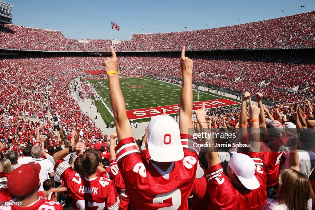 Youngstown State Penguins v Ohio State Buckeyes