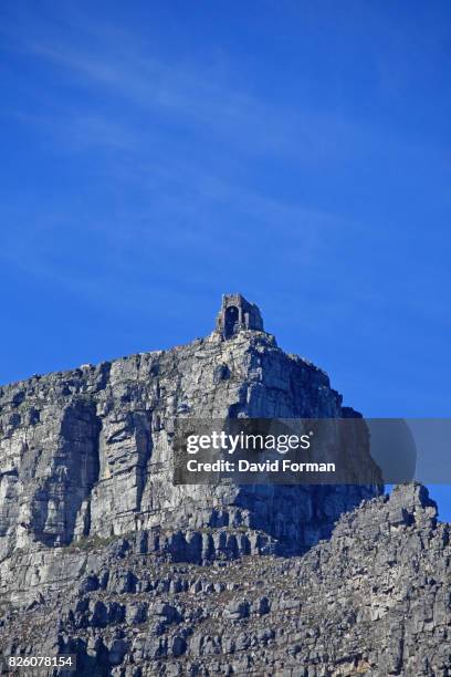 the cable-car station on table mountain, cape town. - cape town cable car stock pictures, royalty-free photos & images