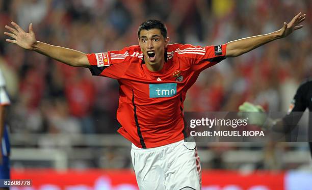 Cardozo Football 669 Cardozo Benfica Photos & High Res Pictures - Getty Images