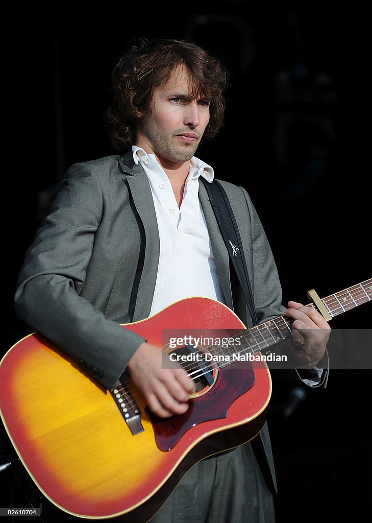 Sheryl Crow and James Blunt in Concert