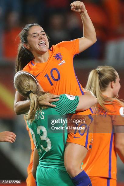 Goalkeeper Loes Geurts of Holland Women, Danielle van de Donk of Holland Women during the semi-final UEFA WEURO 2017 match between The Netherlands...