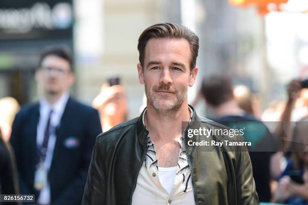 Actor James Van Der Beek leaves the "AOL Build" taping at the AOL Studios on August 03, 2017 in New York City.