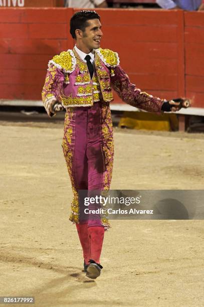 Spanish bullfighter Alejandro Talavante performs at the Palma de Mallorca Bullring on August 3, 2017 in Palma de Mallorca, Spain.