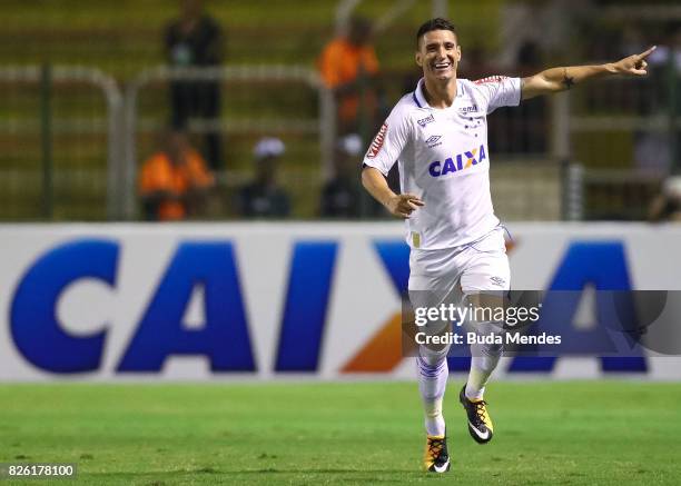 Thiago Neves of Cruzeiro celebrates a scored goal during a match between Vasco da Gama and Cruzeiro as part of Brasileirao Series A 2017 at Raulino...