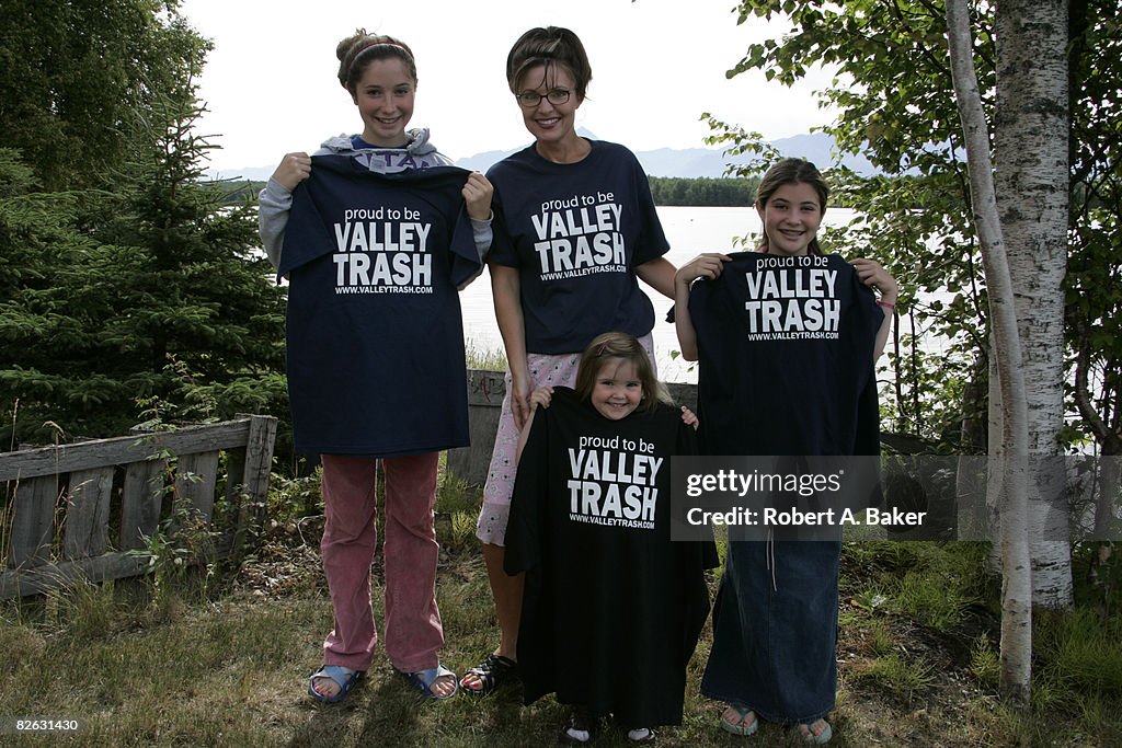 (FILE) McCain Chooses Alaskan Gov. Palin As Running Mate