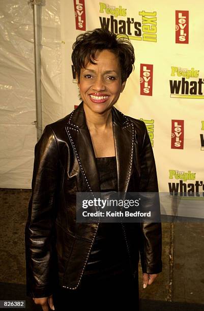 Syndicated television Judge Glenda Hatchett attends the Teen People Magazine's What's Next in New Talent Party November 14, 2001 in New York City....