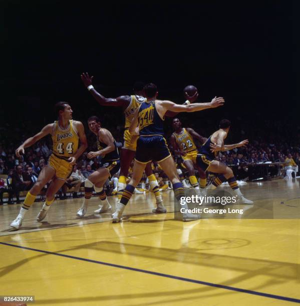 Round Robin Tournament: Los Angeles Lakers Jerry West in action vs San Francisco Warriors at The Forum. Inglewood, CA 10/3/1968 CREDIT: George Long