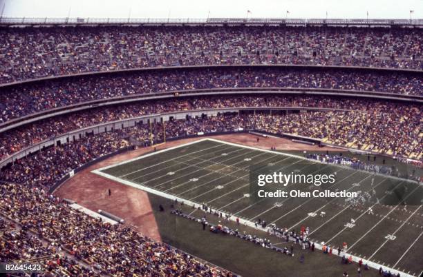 General view of the stadium during a game on October 24, 1976 between the Baltimore Colts and the New York Jets at Shea Stadium in Flushing, New...