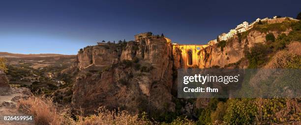 ronda (andalusia/ spain) - panorama at blue hour - renda stock-fotos und bilder