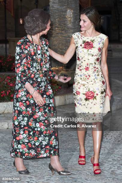 Queen Letizia of Spain and Queen Sofia host a dinner for authorities at the Almudaina Palace on August 4, 2017 in Palma de Mallorca, Spain.