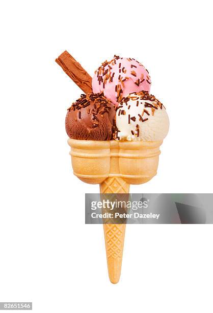 ice cream cone with sprinkles and flake - confetti bildbanksfoton och bilder