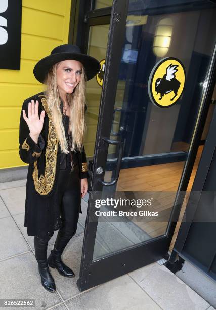Stephanie Rice Singer 32 Stephanie Rice Visits Buffalo Wild Wings Times Square Stock Photos ...