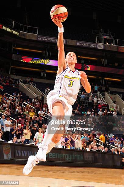 Diana Taurasi of the Phoenix Mercury shoots against the Minnesota Lynx at U.S. Airways Center September 3, 2008 in Phoenix, Arizona. NOTE TO USER:...