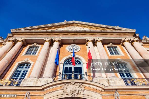 capitole de toulouse - rathaus stock-fotos und bilder