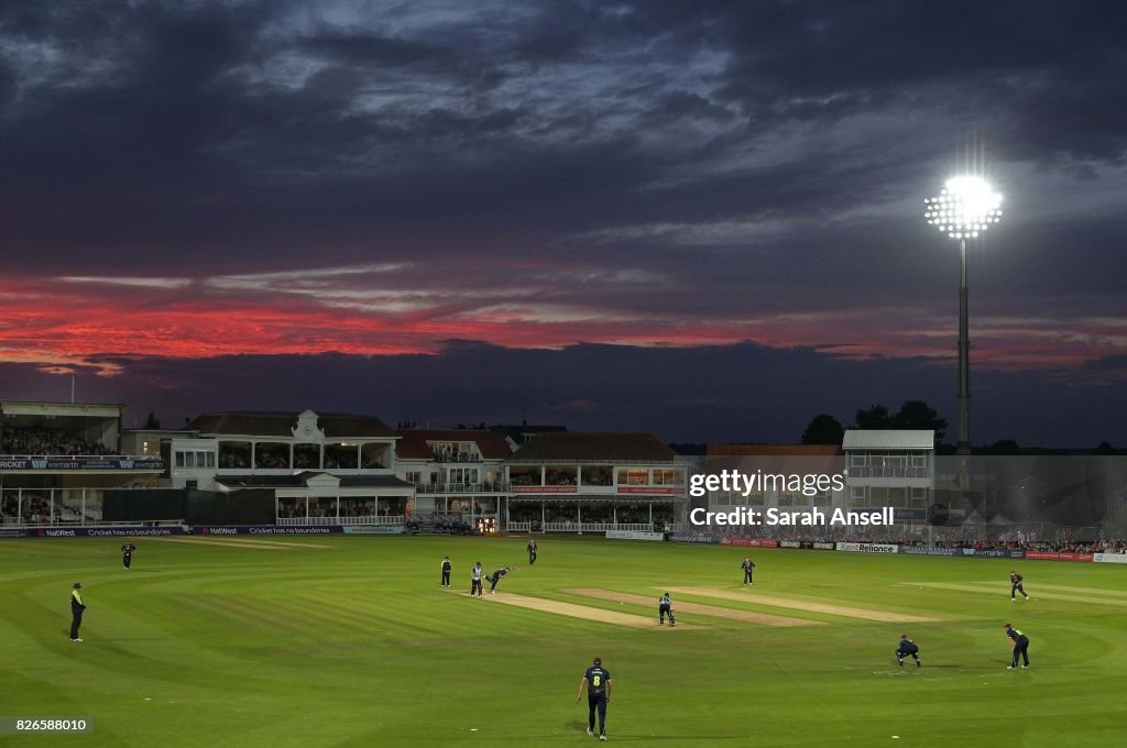 Kent Spitfires v Sussex Sharks - NatWest T20 Blast