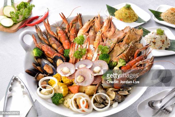 seafood platter - seafood platter bildbanksfoton och bilder